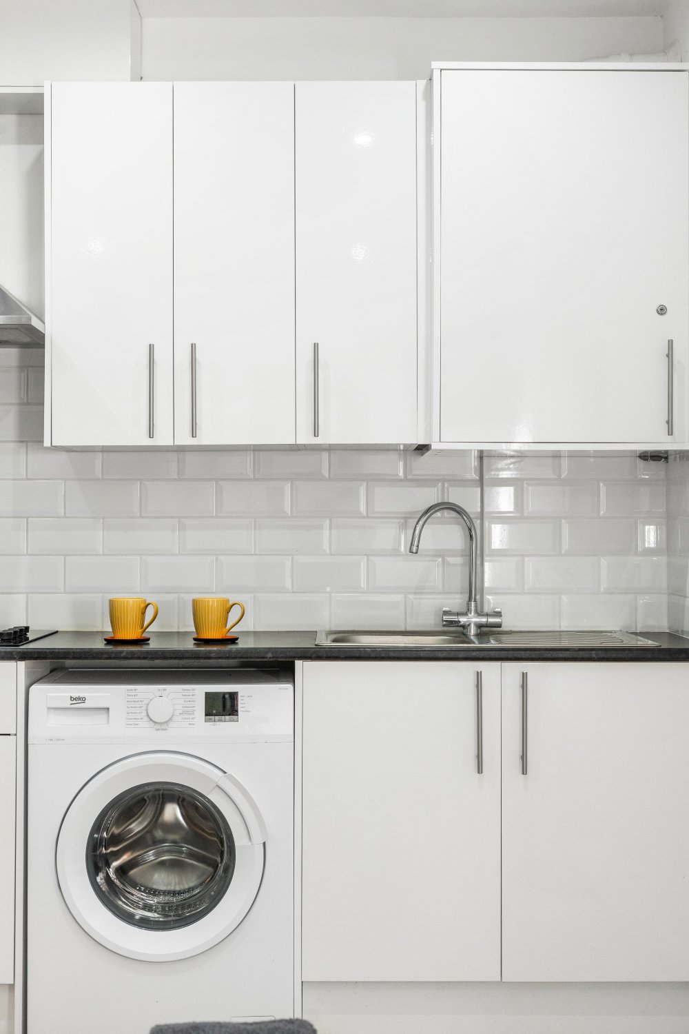 Kitchenette – portrait 1